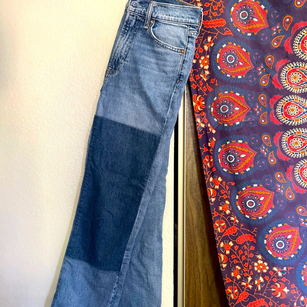 GAP PATCHWORK MOM JEANS